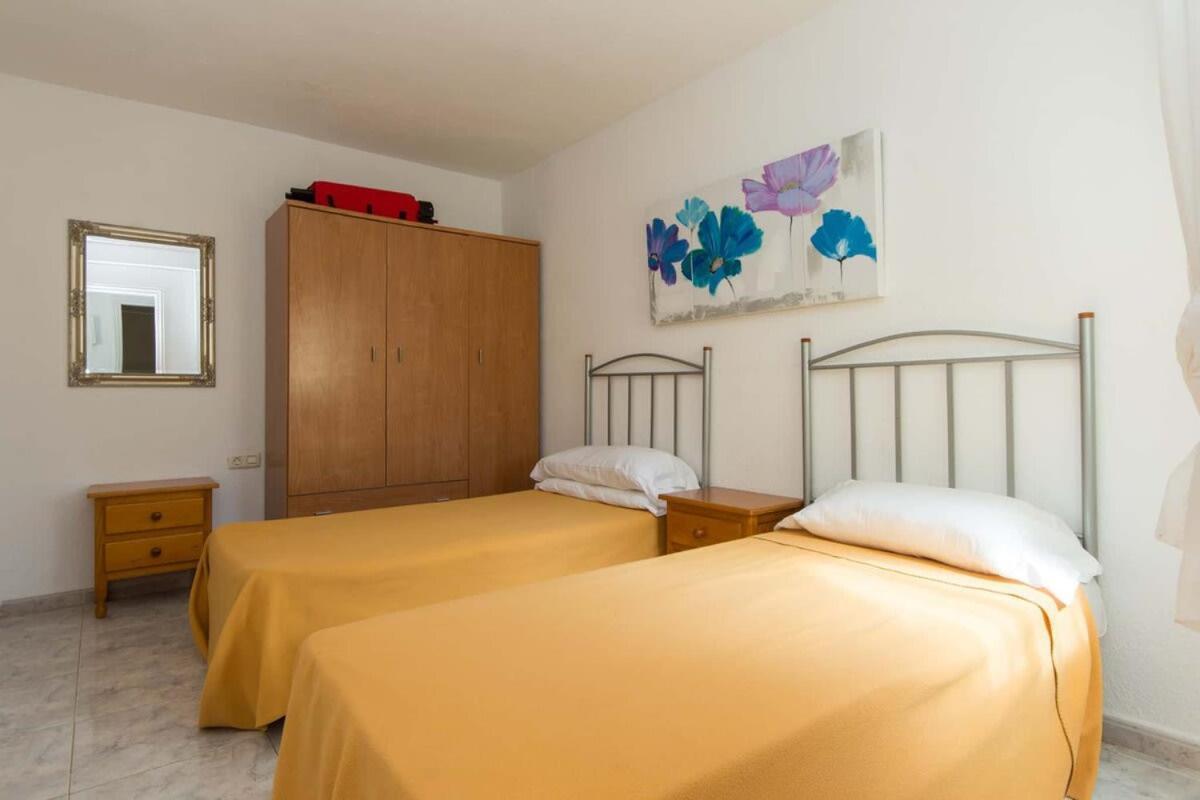 Apartment Mare 98 - Two Bed Costa Adeje (Tenerife)