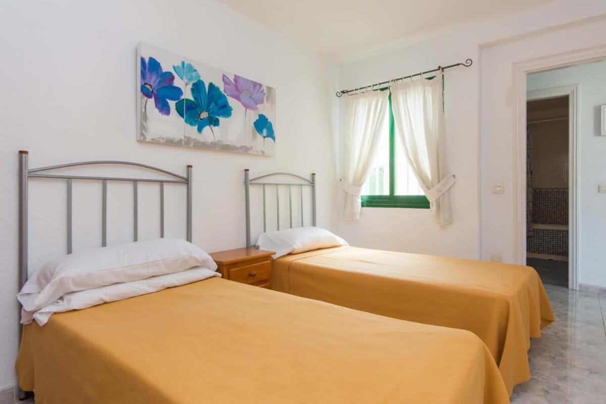 Mare 98 - Two Bed Apartment Costa Adeje (Tenerife)